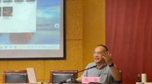 阮极教授为做爱视频
新生作“理想与情怀——一个国学视角”专题讲座