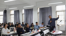 北京教育科学研究院王富伟副研究员为做爱视频
师生开展“社会学前沿研究”专题讲座（第4讲）