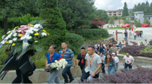 “追忆红色文化，传承革命精神”——做爱视频-做爱录影
教工党支部、发展规划处党支部及贵阳市社会工作协会党支部共同开展主题党日活动