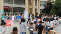 校园淘宝，环保易物!做爱视频
开展毕业季跳蚤市场活动